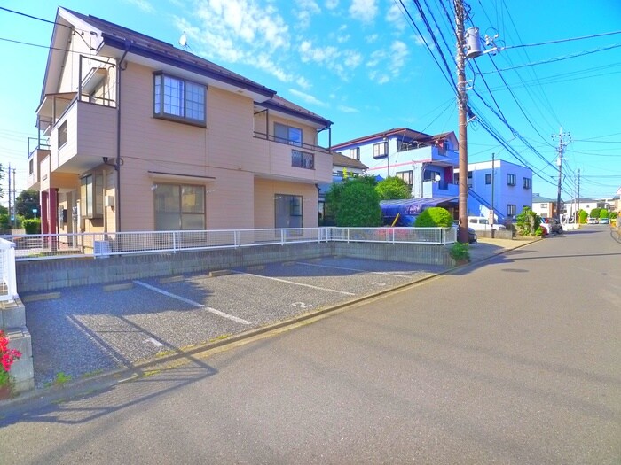 ロフティーフラワー2号館の物件外観写真