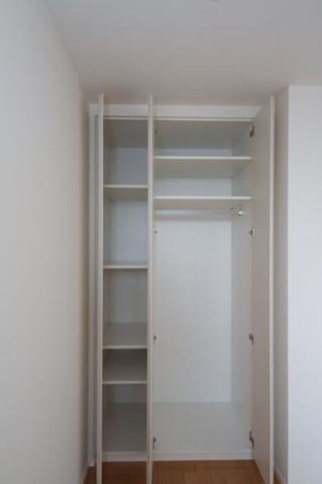 ユニゾンタワ－(501)の物件内観写真