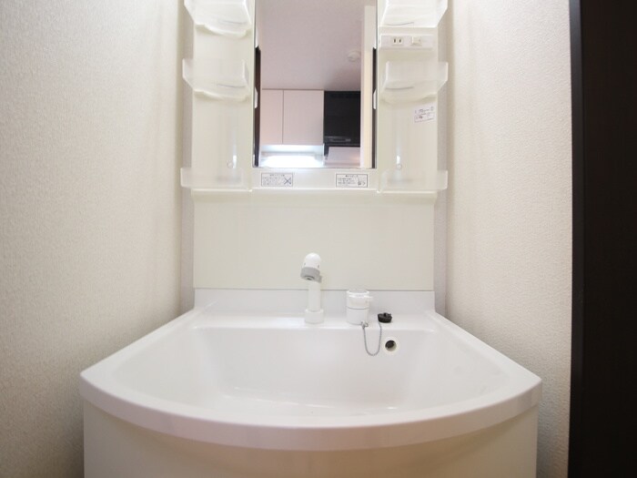 クリスタル青井Ⅰの物件内観写真