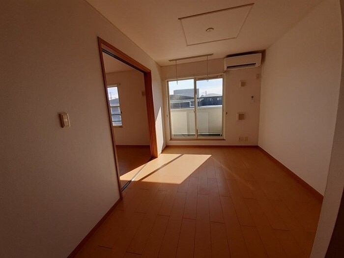 ローレルの物件内観写真