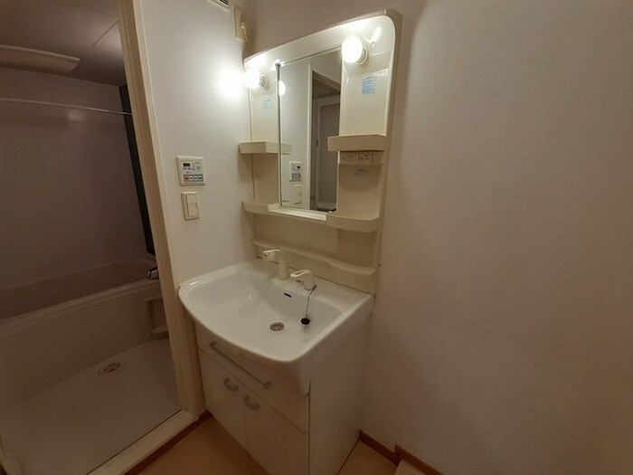 ローレルの物件内観写真