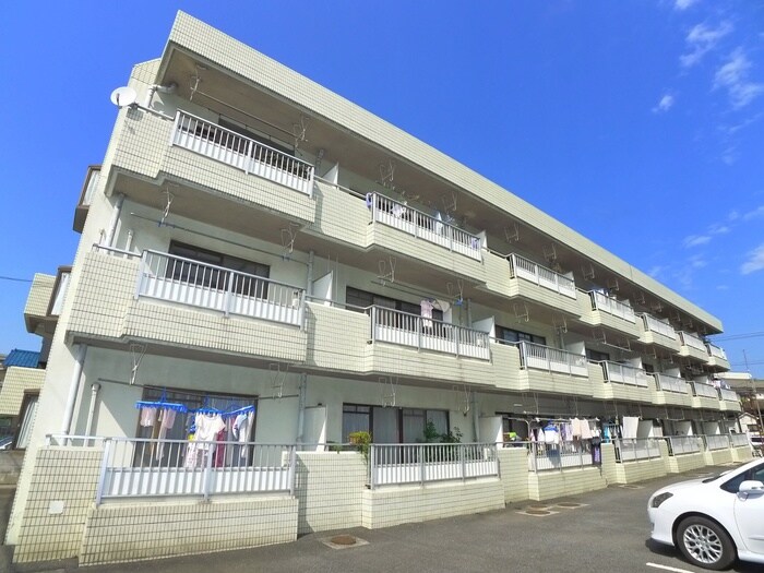 メゾンラフォーレの物件外観写真