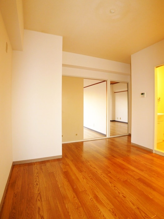 メゾンラフォーレの物件内観写真