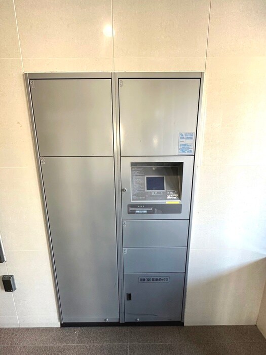 プログレンス横須賀本町の物件外観写真