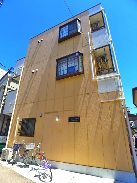 パ－クヒルズ竹ノ塚の物件外観写真