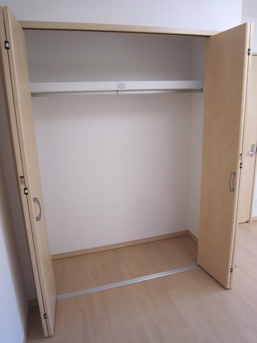 パ－クヒルズ竹ノ塚の物件内観写真