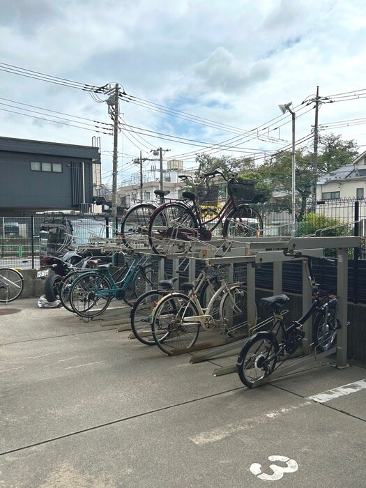 新江古田ＳＴ・ＨＯＵＳＥの物件外観写真