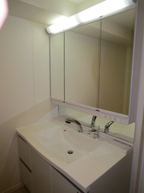 コスモグラン勝どきの物件内観写真