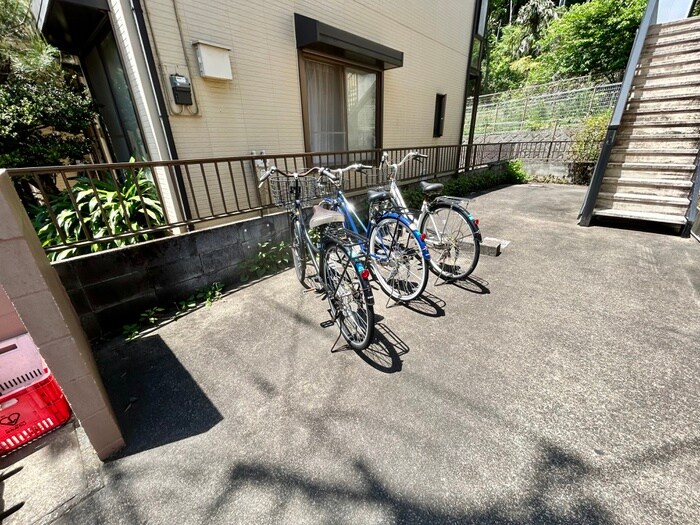 ミモザ館の物件外観写真