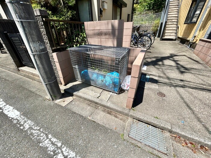 ミモザ館の物件外観写真