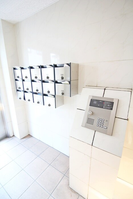 ロ－ズガ－デンの物件外観写真