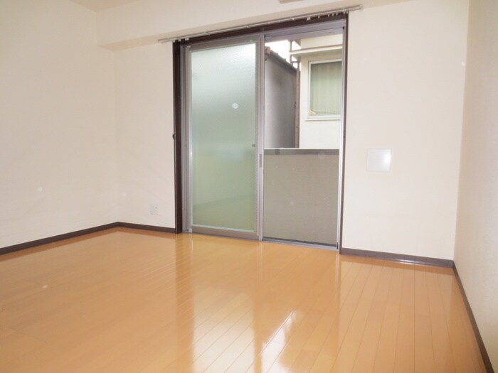 ロ－ズガ－デンの物件内観写真