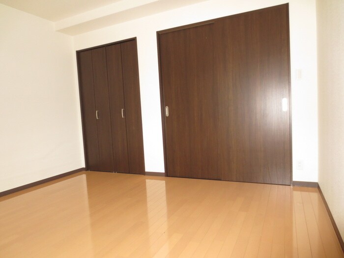 ロ－ズガ－デンの物件内観写真