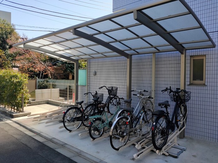 モン・シャトー中野中央の物件外観写真