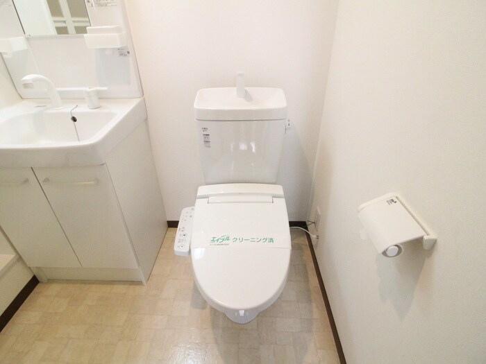 ラフィネ谷塚の物件内観写真