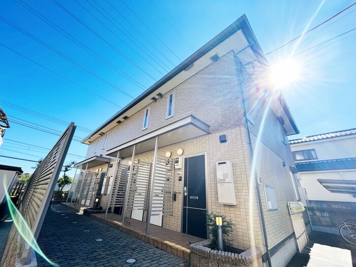 ザ－パト・ポ－リェの物件外観写真