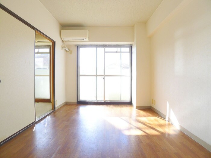 ダイカンプラザの物件内観写真