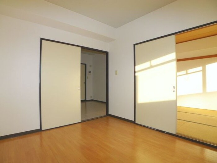 ダイカンプラザの物件内観写真