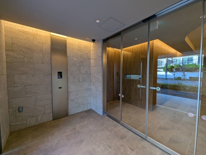 コンフォリア・リヴ南品川の物件外観写真