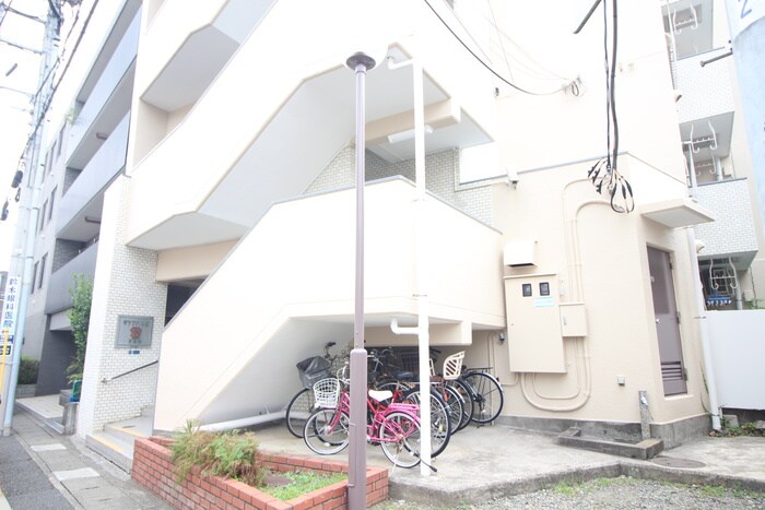 ダイアパレス本郷台（304）の物件外観写真