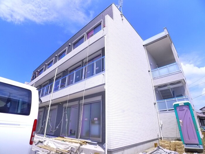 リブリ・ラシーナⅡの物件外観写真