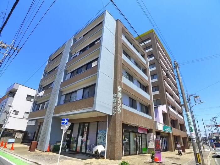 アヴェニ－ル戸田の物件外観写真