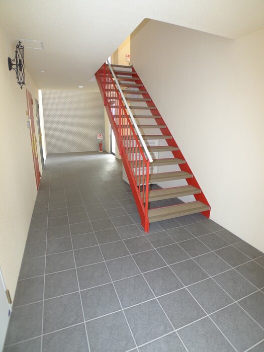 サニ－サイドの物件外観写真