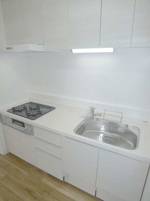 ルミエ－ル西綾瀬の物件内観写真