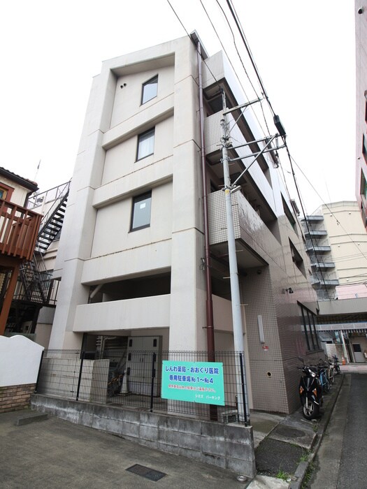 ノーブルコート子安の物件外観写真