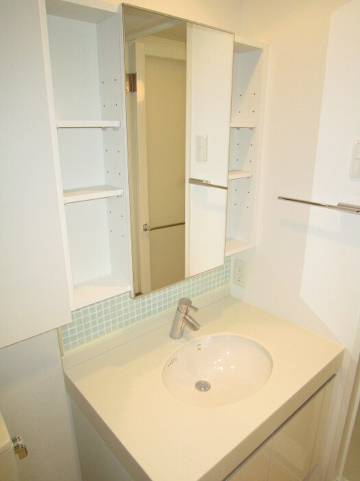 ウィルテラス奥沢の物件内観写真