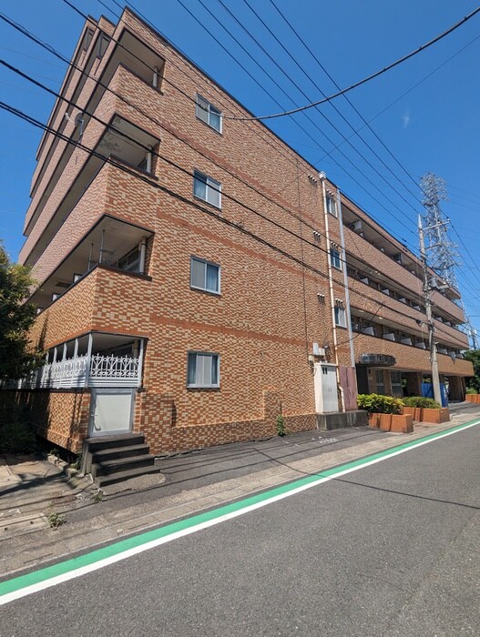 レジデンスカープ大宮の物件外観写真