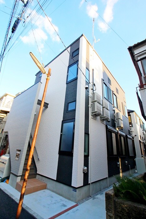 ソレイユテラス東十条の物件外観写真