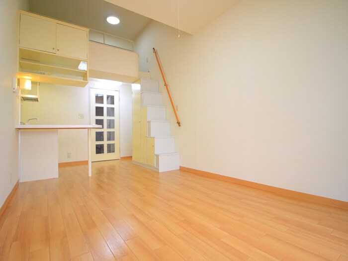 ピュア中丸の物件内観写真