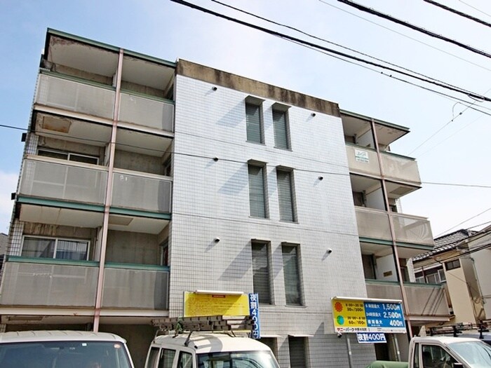 レキシントンミワの物件外観写真