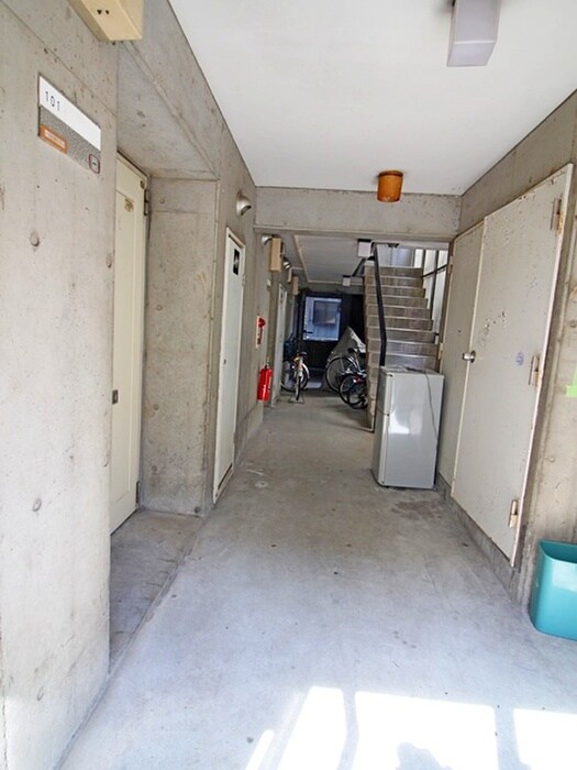 レキシントンミワの物件外観写真