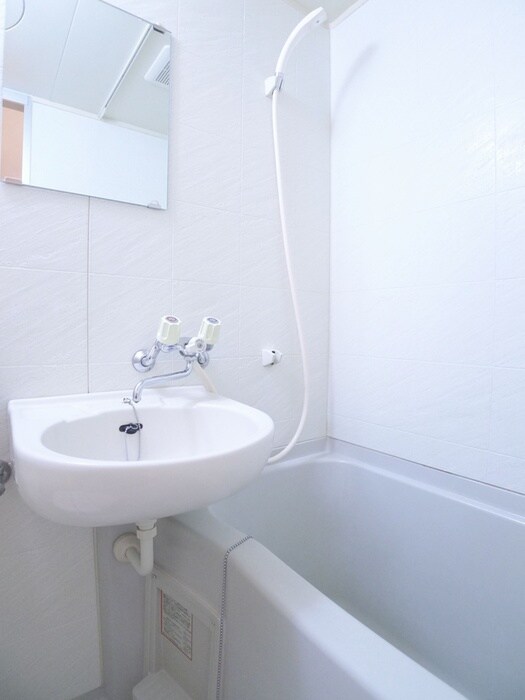 コンフォール小泉の物件内観写真