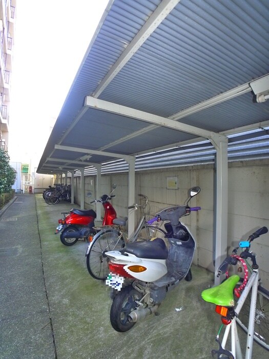 コンフォール小泉の物件外観写真