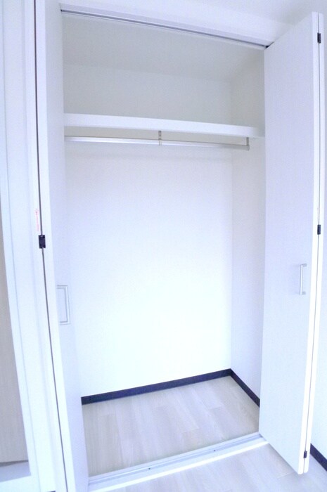 コンフォール小泉の物件内観写真