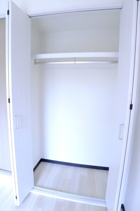 コンフォール小泉の物件内観写真