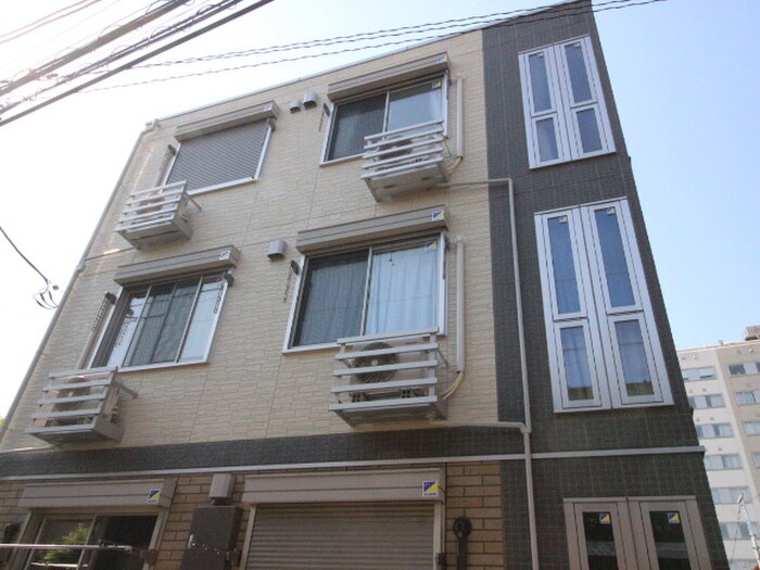 Ｄメゾン本駒込の物件外観写真