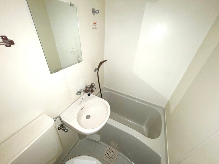 ブル－ハウスの物件内観写真