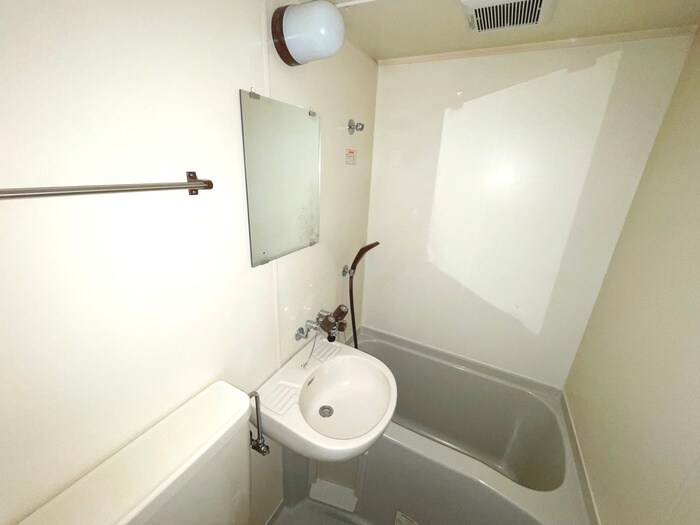 ブル－ハウスの物件内観写真