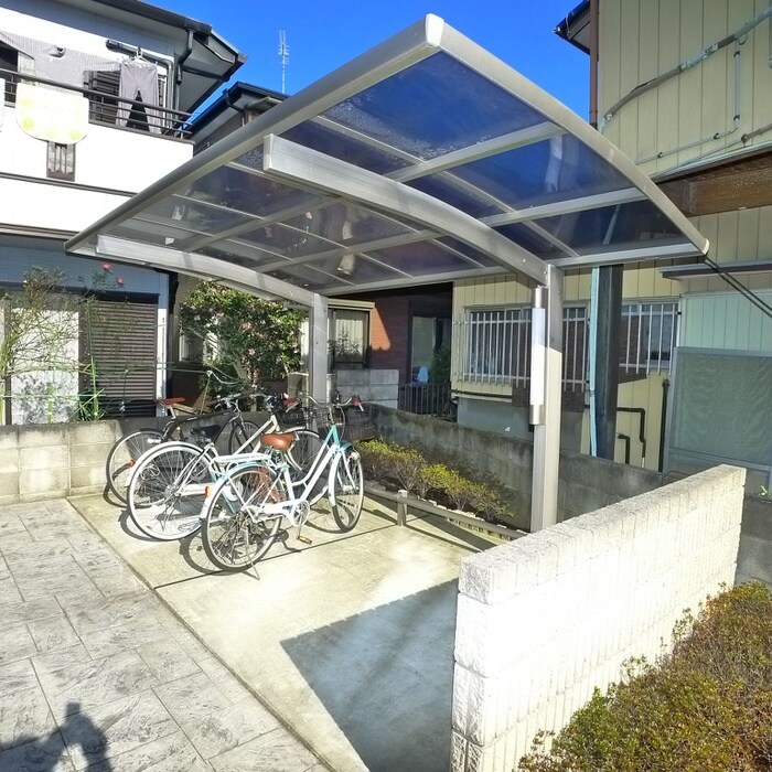 パルズプレイスの物件外観写真