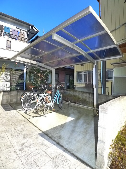 パルズプレイスの物件外観写真