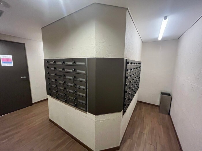 ドゥーエ新川の物件外観写真