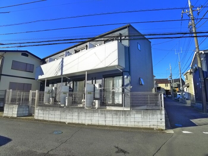 ベルメント平賀の物件外観写真