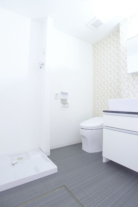 ベルメント平賀の物件内観写真