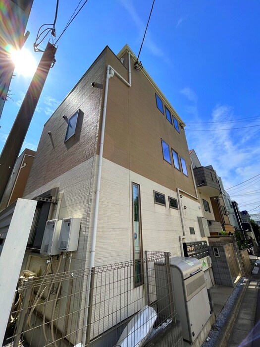 アイコート池袋の物件外観写真