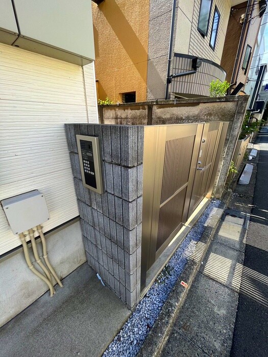 アイコート池袋の物件外観写真