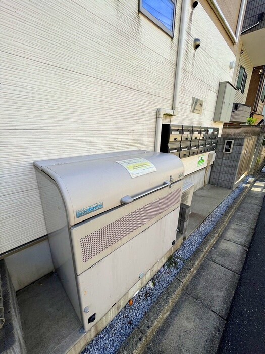 アイコート池袋の物件外観写真